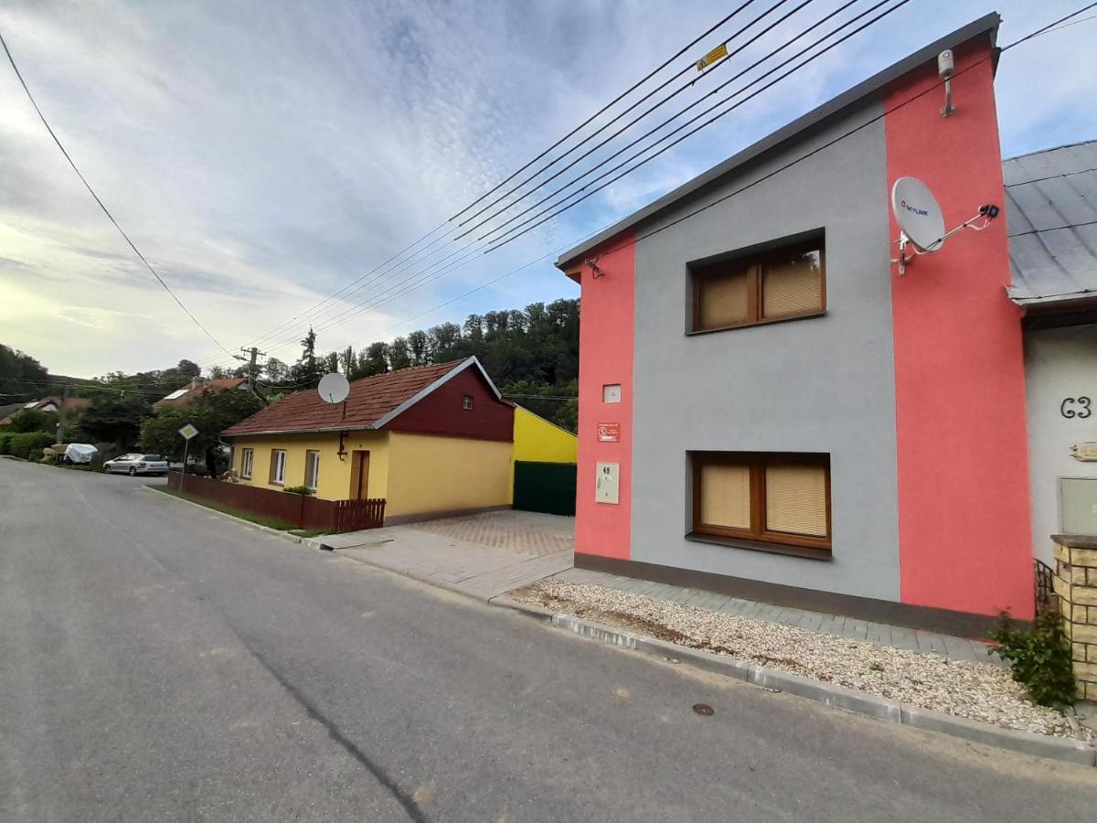 Pohoda Salas U Velehradu-2 Apartmany Угерске-Градиште Экстерьер фото